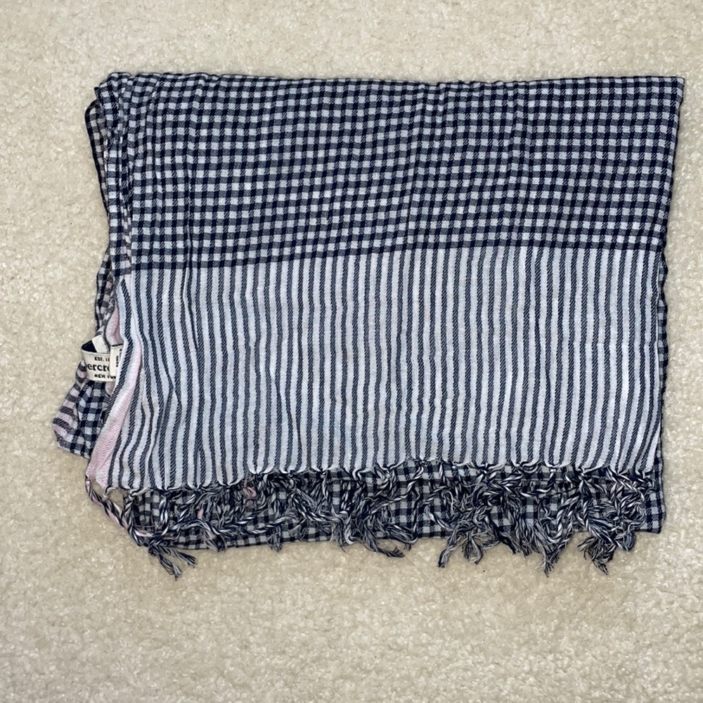 Abercrombie Navy and White Checkered Scarf